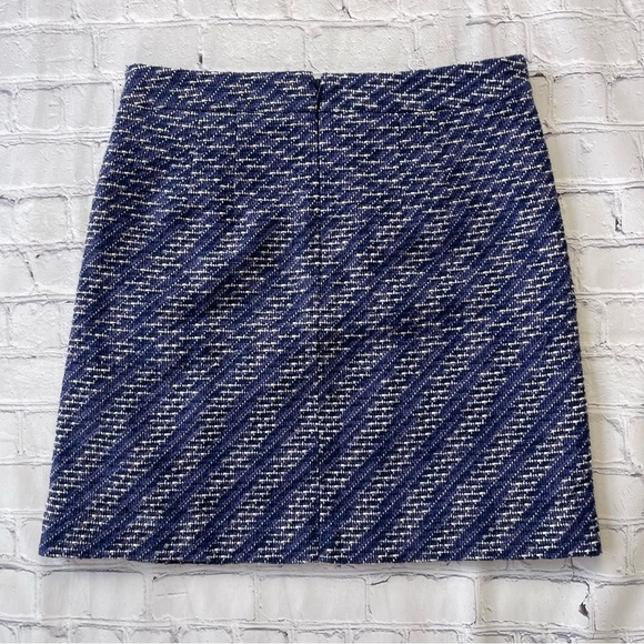 LOFT Outlet  Knit Skirt Women’s Cotton Accent Buttons Zip Close size 6 - Picture 12 of 12